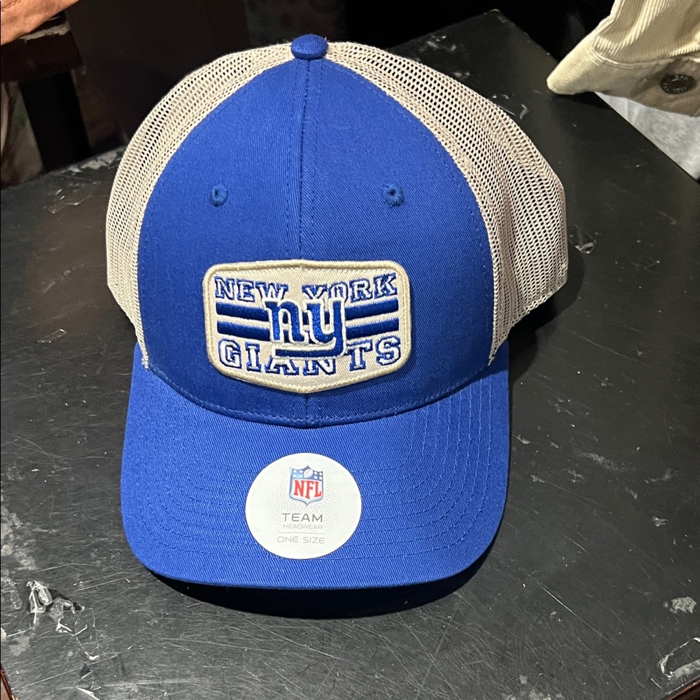 Unisex, adult adjustable hat New York Giants Blue and Cream Cap